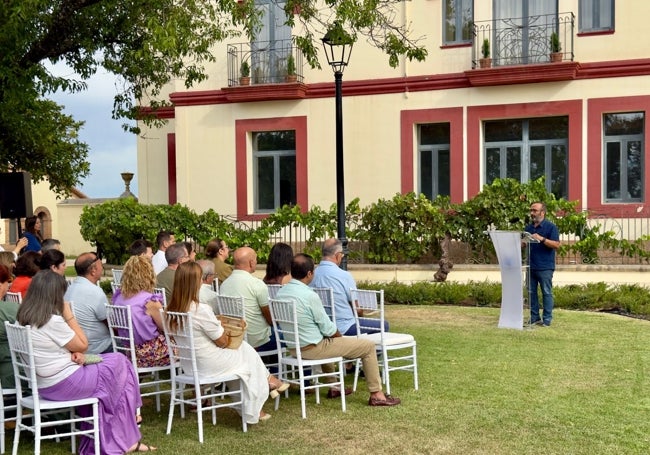 Miguel Ángel Morales interviene durante la inauguración.