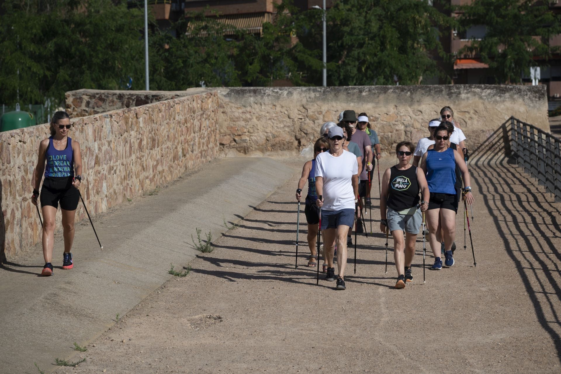 Fotos | Así practica Badajoz la marcha nórdica