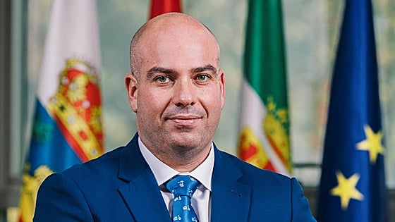 La Junta cesará el martes a Facundo Mera como director general de Feval