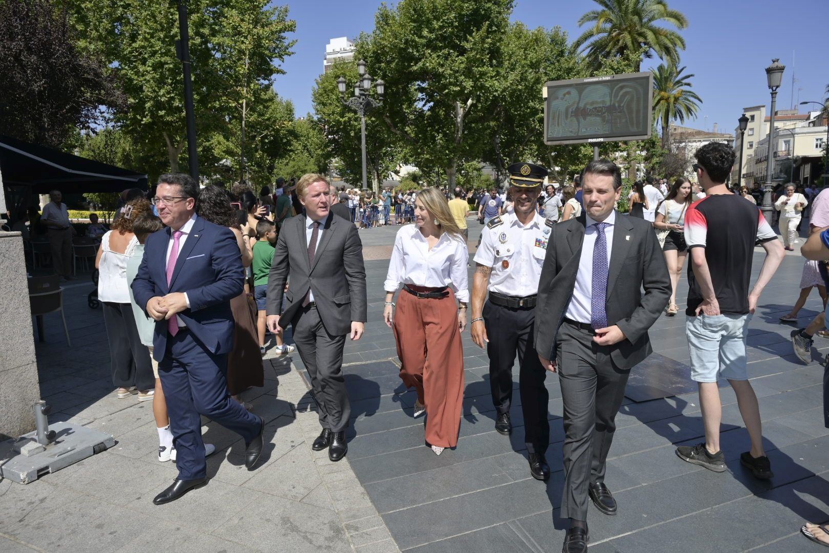 Fotos | Así ha sido la entrega de despachos de la XXXIII promoción de mandos y agentes de la Policía Local