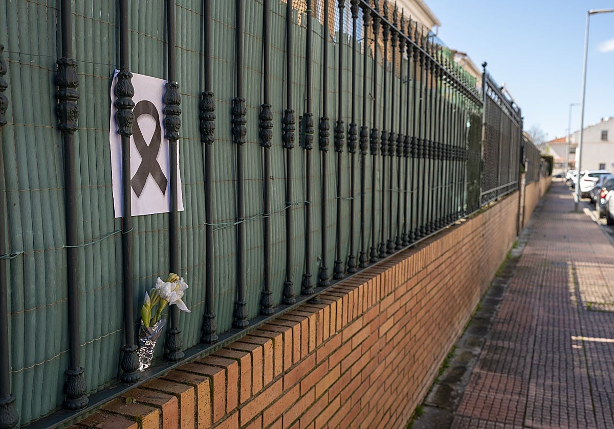 La vivienda donde tuvo lugar el asesinato de la cuidadora.