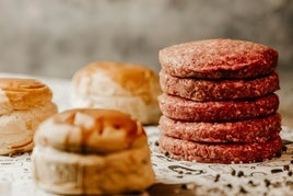 Carne de hamburguesa cruda