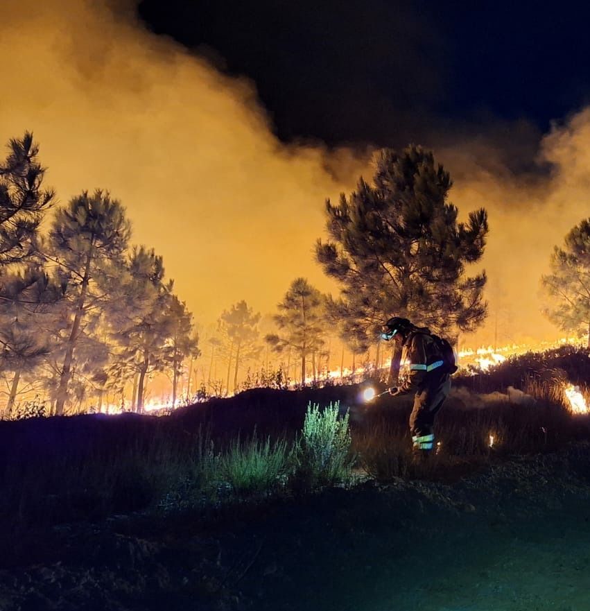 Efectivos de la AT Brif de Cuenca actúan en el incendio de Las Hurdes.