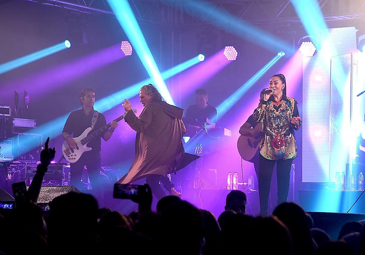 Camela repite concierto en Plasencia dos años después del bolo de Ferias que deslució la lluvia.
