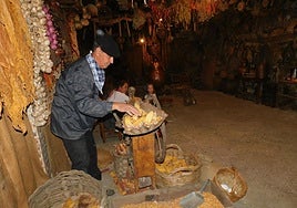 Jarandilla revive los antiguos oficios en una jornada muy animada