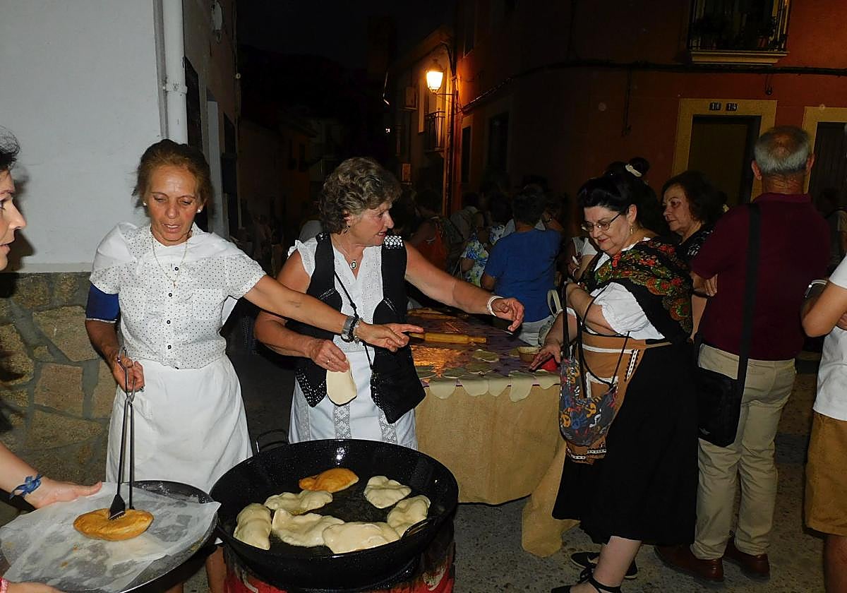 No faltaron los antiguos oficios vinculados a la gastronomía extremeña.