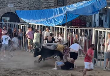 Gran susto en el segundo encierro del toro de José Luis Bertol esta tarde de domingo en Portaje