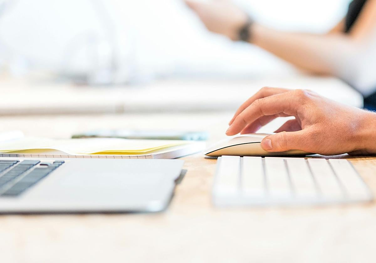 Si eres autónomo, esto te interesa: así puedes ahorrarte la cuota a la Seguridad Social durante un año