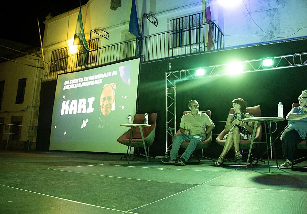 Presentación de la publicación 'Kari' en Tejeda de Tiétar.
