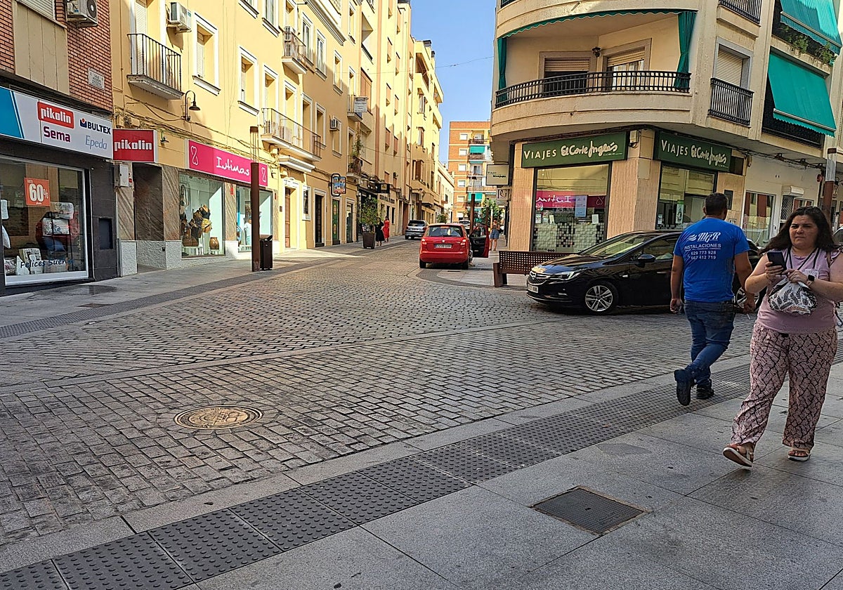 Confluencia de las calles Camilo José Cela con Arzobispo Mausona, una de las obras finalizadas con retraso.