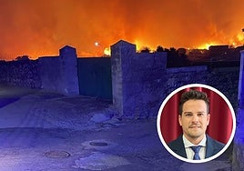 Así se veía el incendio durante la pasada noche desde Villar del Pedroso. En el círculo, Óscar Fernández.