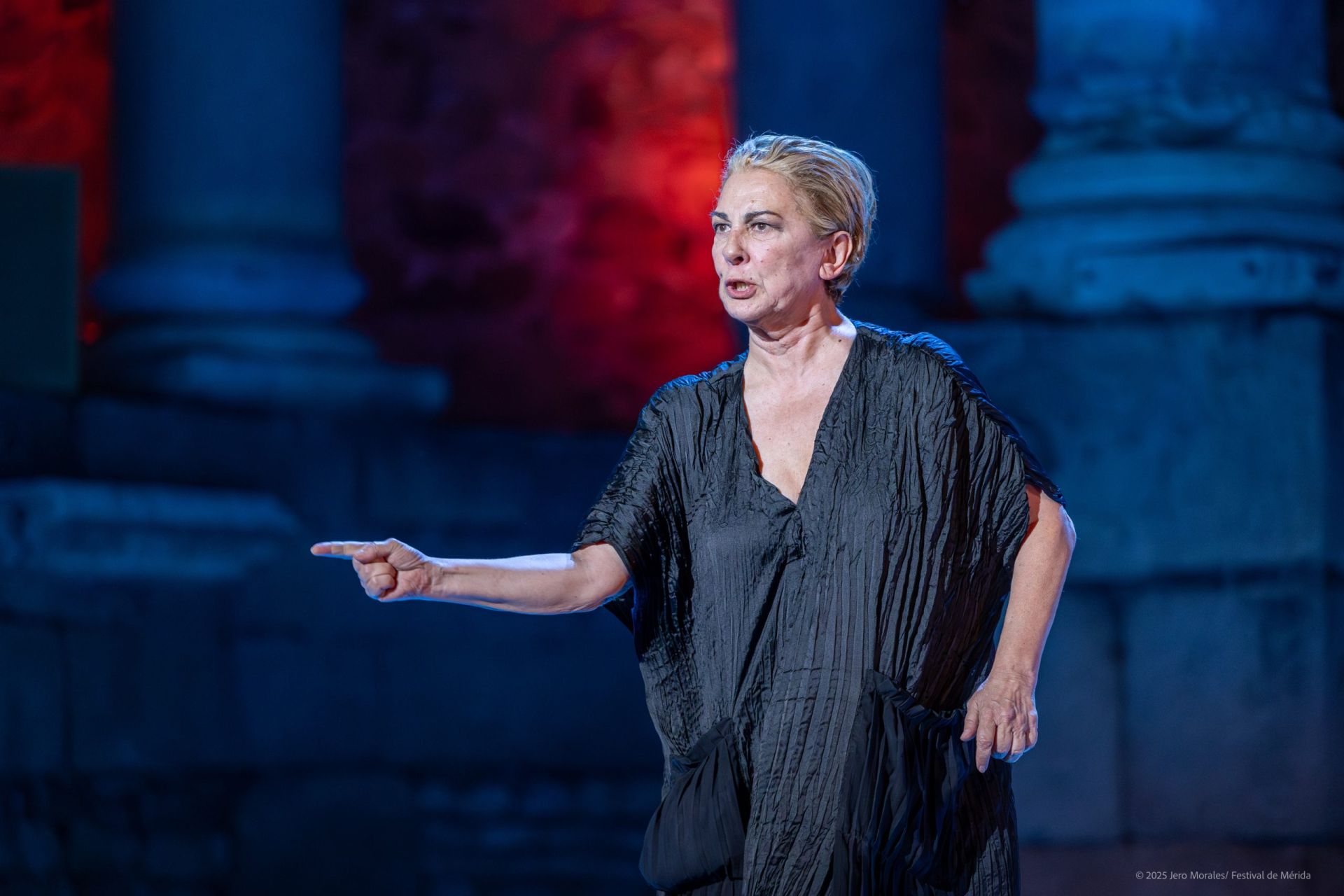 &#039;Las Troyanas&#039;, del Festival de Teatro de Mérida, en imágenes