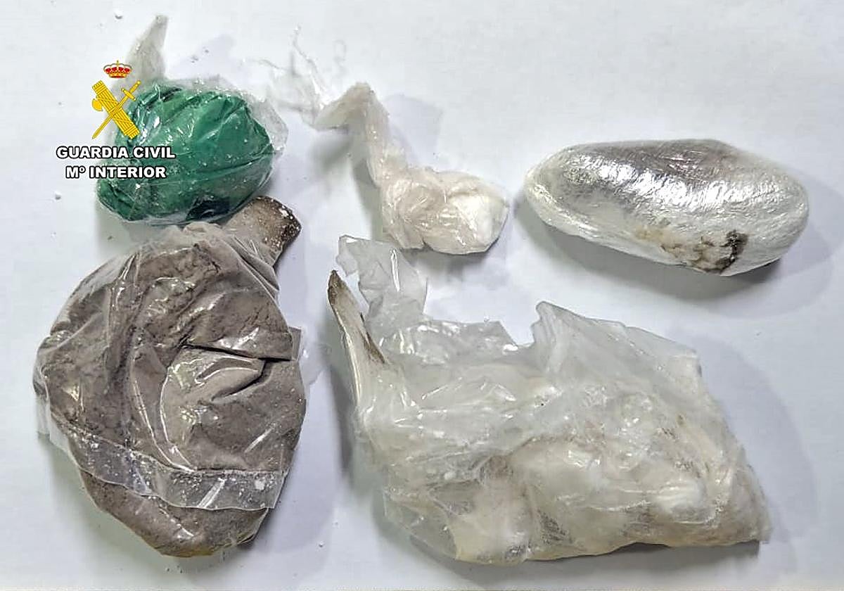Detenida una vecina de Azuaga con 50 gramos de cocaína y heroína
