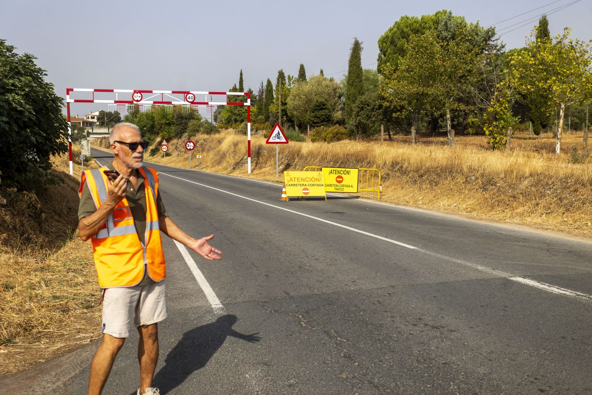 Terrenos arrasados por el incendio de Casar de Cáceres