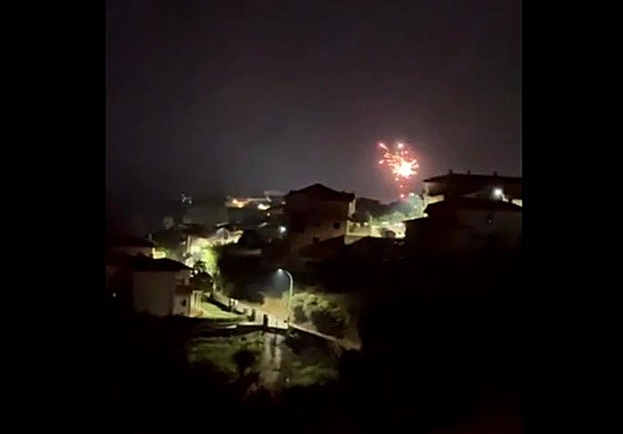 El alcalde de Jaraíz de la Vera pide perdón por lanzar fuegos artificiales