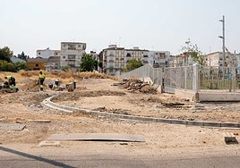 Obras en el entorno del parque de 'La Ciudad de la Infancia'.