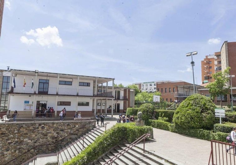 Estos son los ocho estudiantes que han conseguido los Premios Extraordinarios de Bachillerato