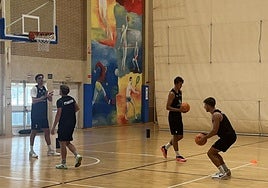 Rueda el balón para el Cáceres con el primer entrenamiento