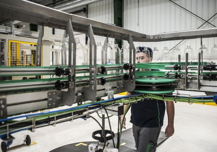 Resilux tendrá en Higuera la Real la planta de producción de plástico más moderna de España