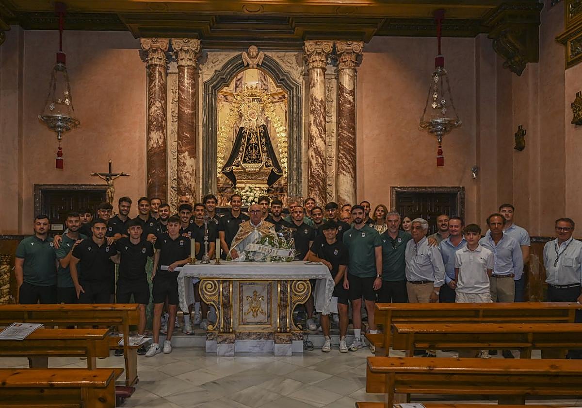 El Badajoz se encomienda a su Patrona