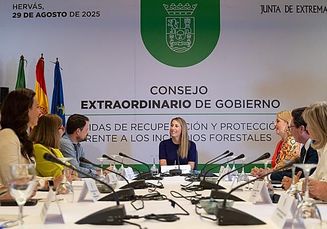 Consejo de Gobierno extraordinario celebrado este viernes en Hervás.