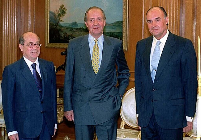 Antonio Masa (derecha) en 1998 con el rey Juan Carlos I y el entonces presidente de la CEOE José María Cuevas.