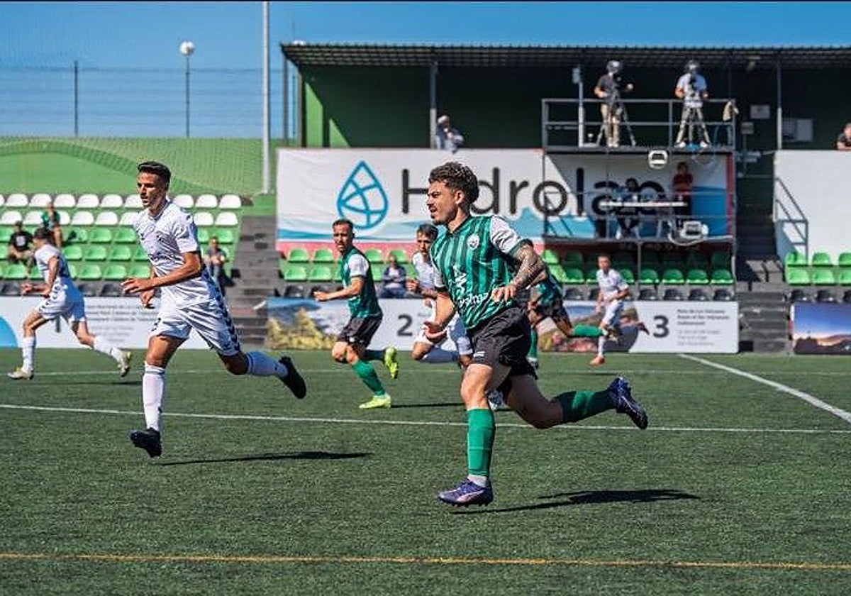 Diego Guti durante su periplo por el Atlético Paso.