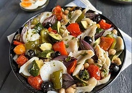 Ensalada de bacalao noruego con vegetales
