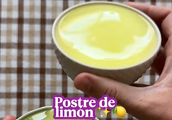 Gelatinas de limón cremosas
