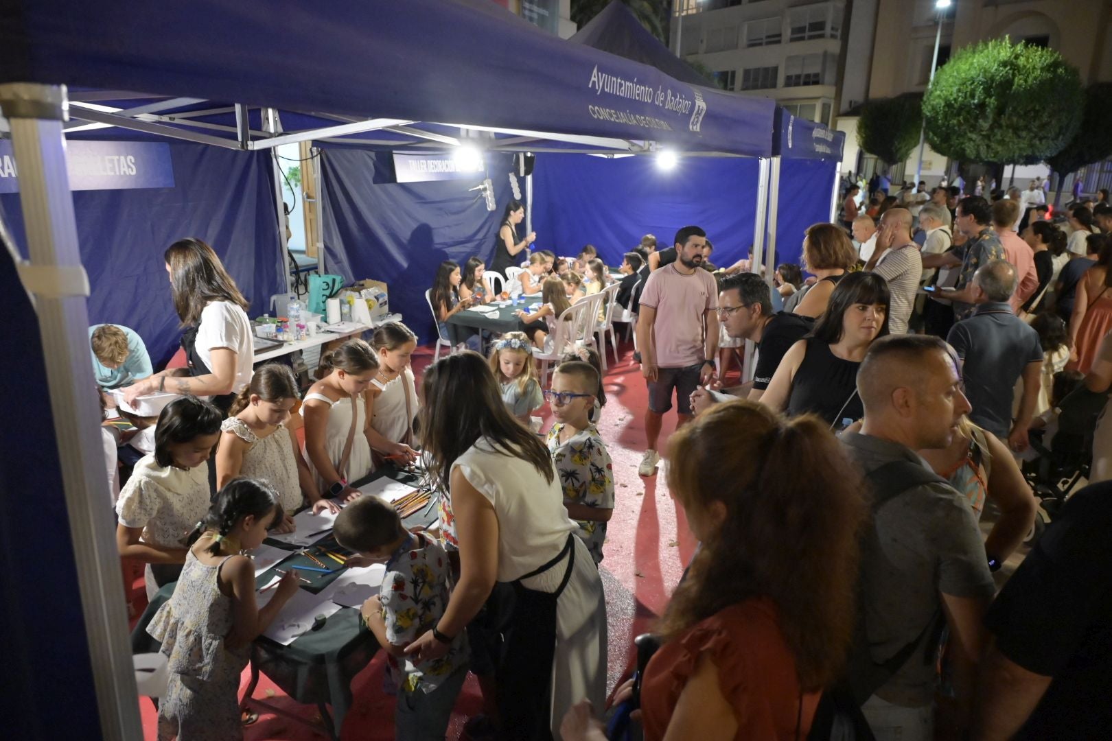 Fotos | Badajoz vibra con la Noche en Blanco
