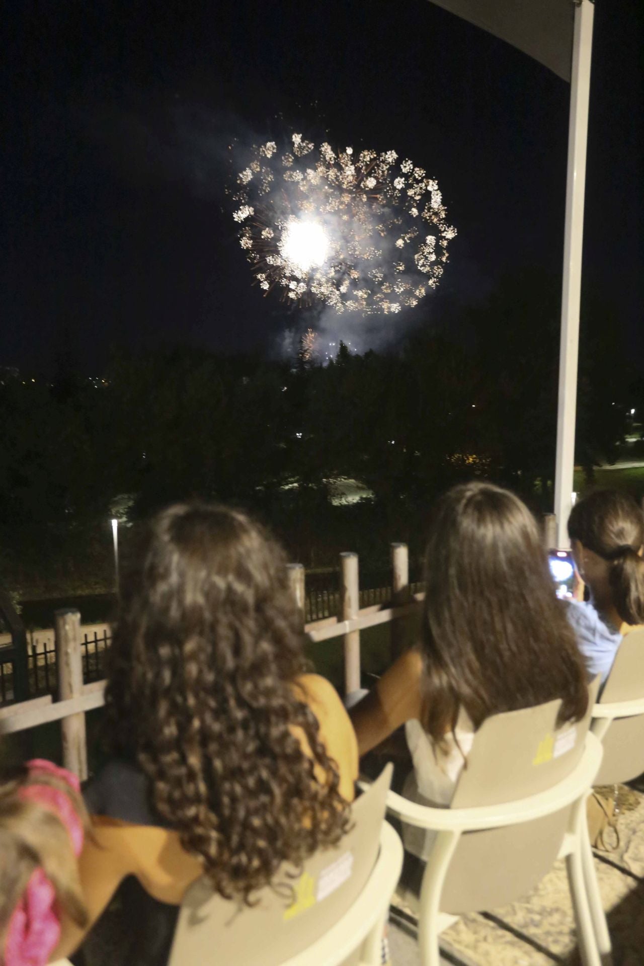 Fuegos artificiales para despedir la Feria de Mérida