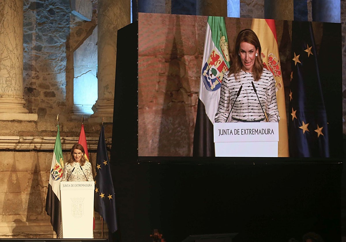 María Cremades, responsable de Tapiz Verde, en el discurso ciudadano en el acto de entrega de las Medallas de Extremadura.