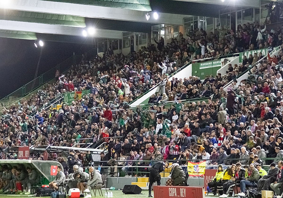 El Príncipe Felipe durante un partido del pasado playoff.