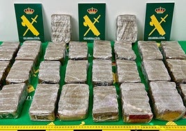 Droga intervenida por la Guardia Civil.