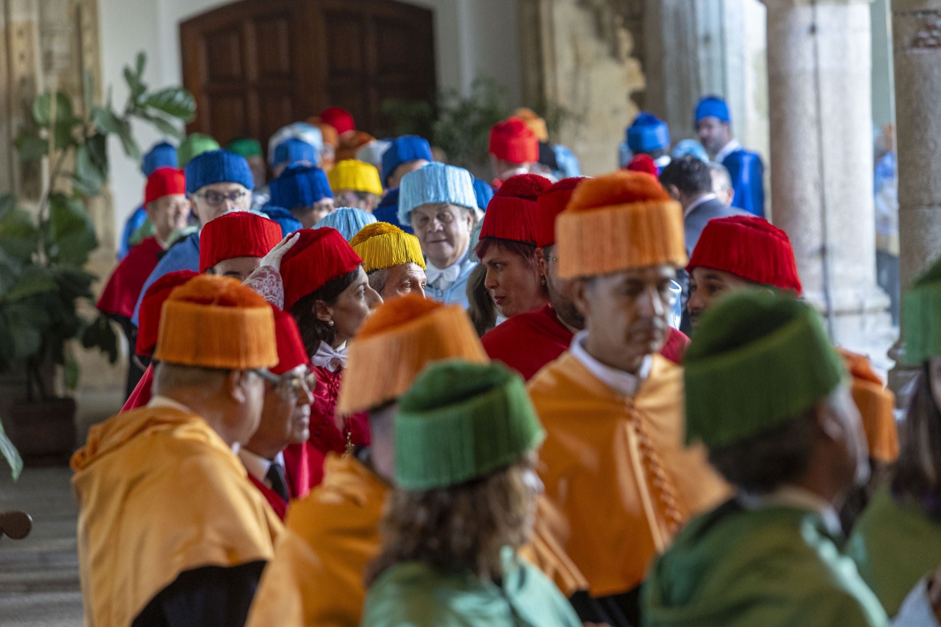 La apertura del curso académico 2025/26 de la UEx, en imágenes