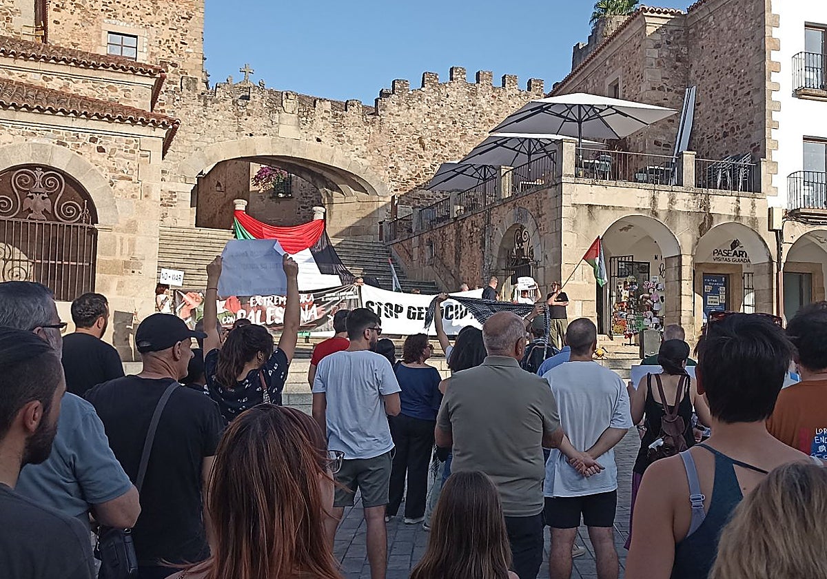 Manifestación celebrada el pasado mes de junio en Cáceres bajo el lema 'Stop genocidios'.