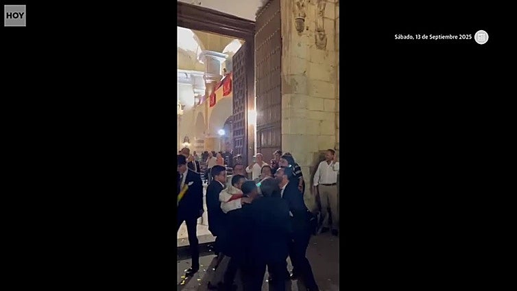 Júbilo en la 'boda' del nuevo cura extremeño