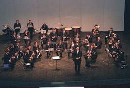 Concierto de la Banda Municipal de Música en el López de Ayala.