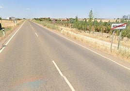 Carretera EX-202, a su paso por Bienvenida.