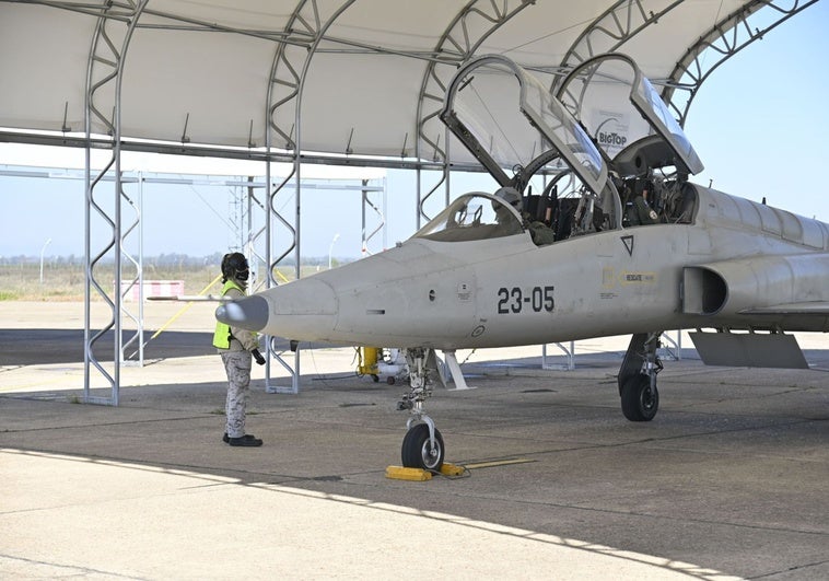 El veto armamentístico a Israel complica la renovación de los F5 de Talavera