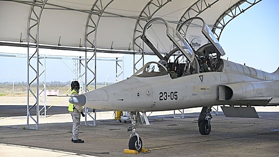 El veto armamentístico a Israel complica la renovación de los F5 de Talavera