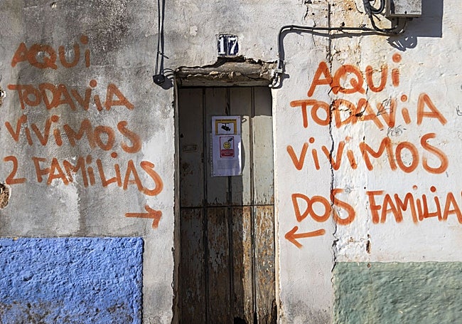 Pintada en una de las casas del Alto de Fuente Fría.