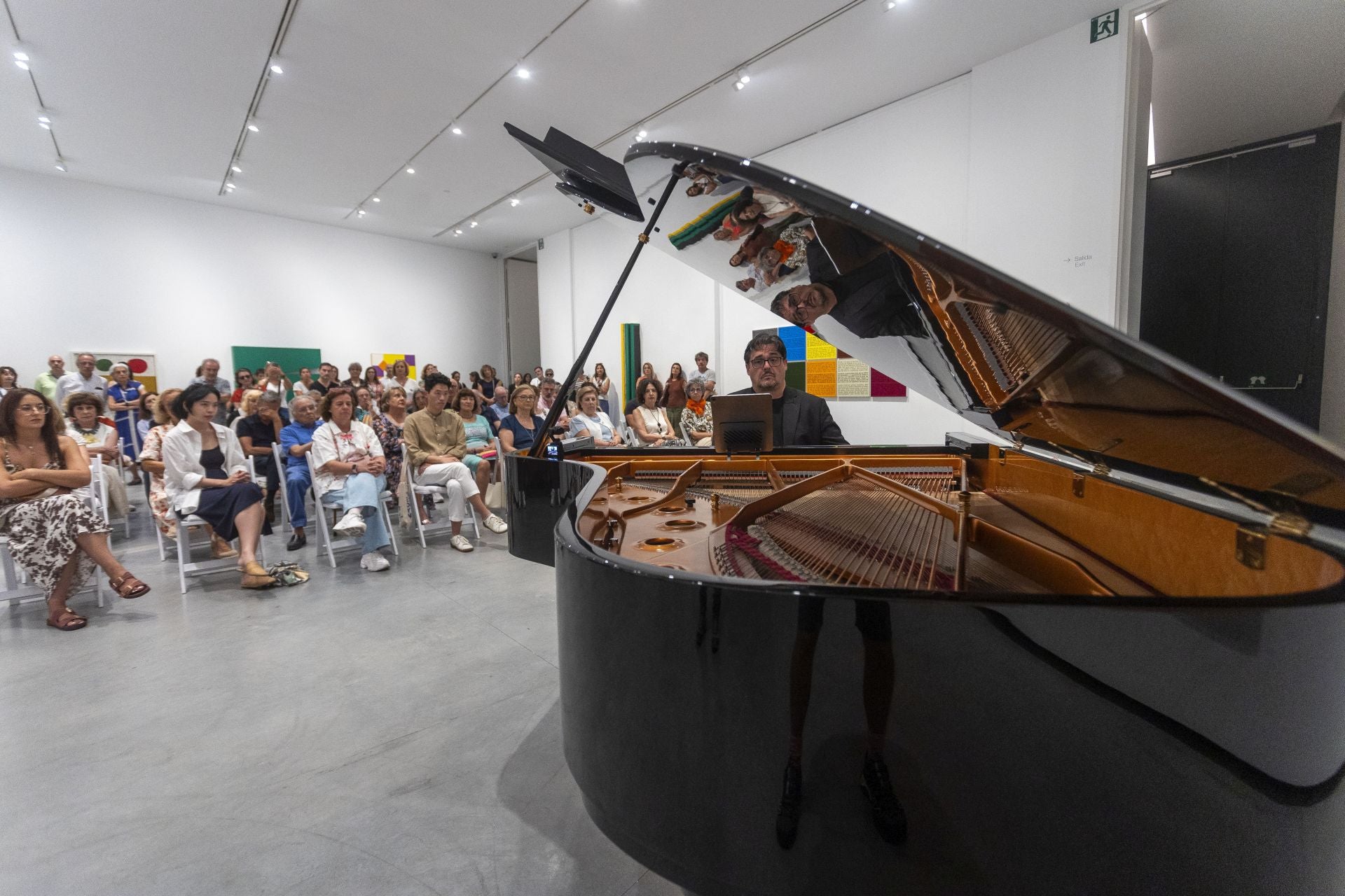 Homenaje a Helga de Alvear