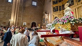 La Virgen de las Cruces durante su despedida en octubre de 2024.