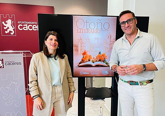 Presentación del Otoño Literario este martes en el ayuntamiento.