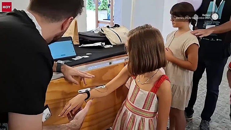 La noche de los investigadores conquista Badajoz