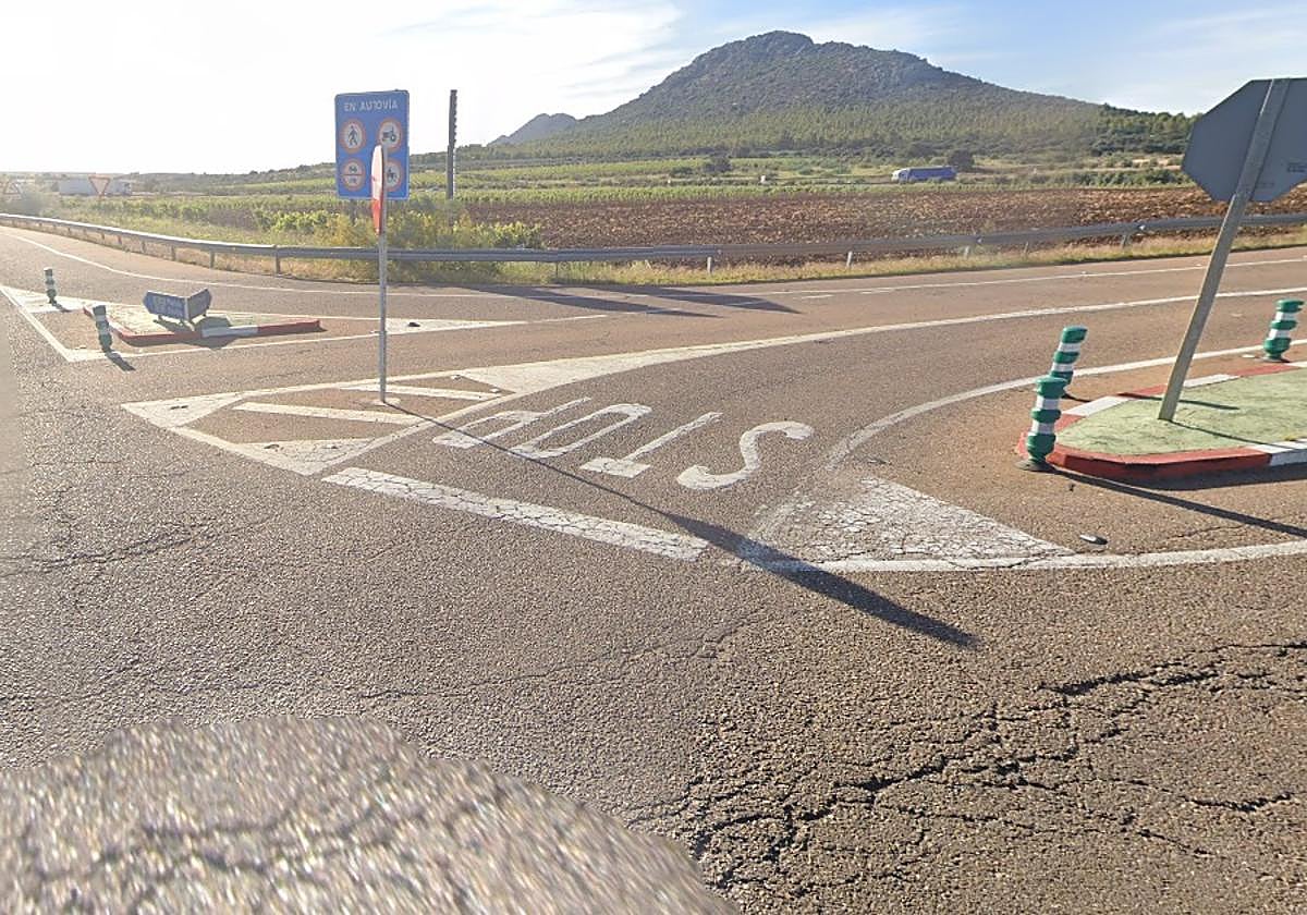 El accidente ocurrió en la unión de la N-630 con el desvío hacia Alange.