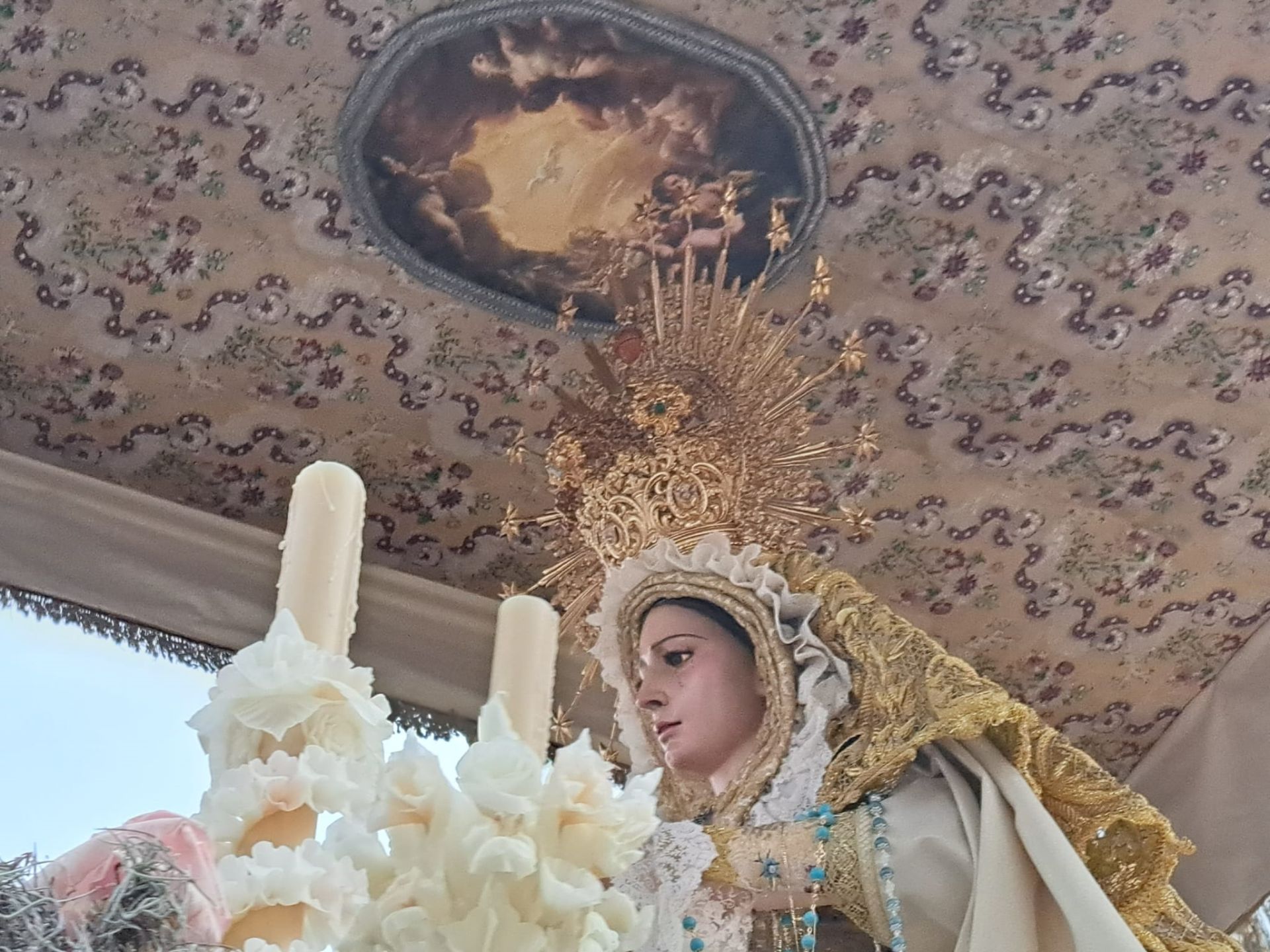 Jerez y la cofradía del Santísimo vibran con la Virgen de la Paz en su histórica procesión extraordinaria