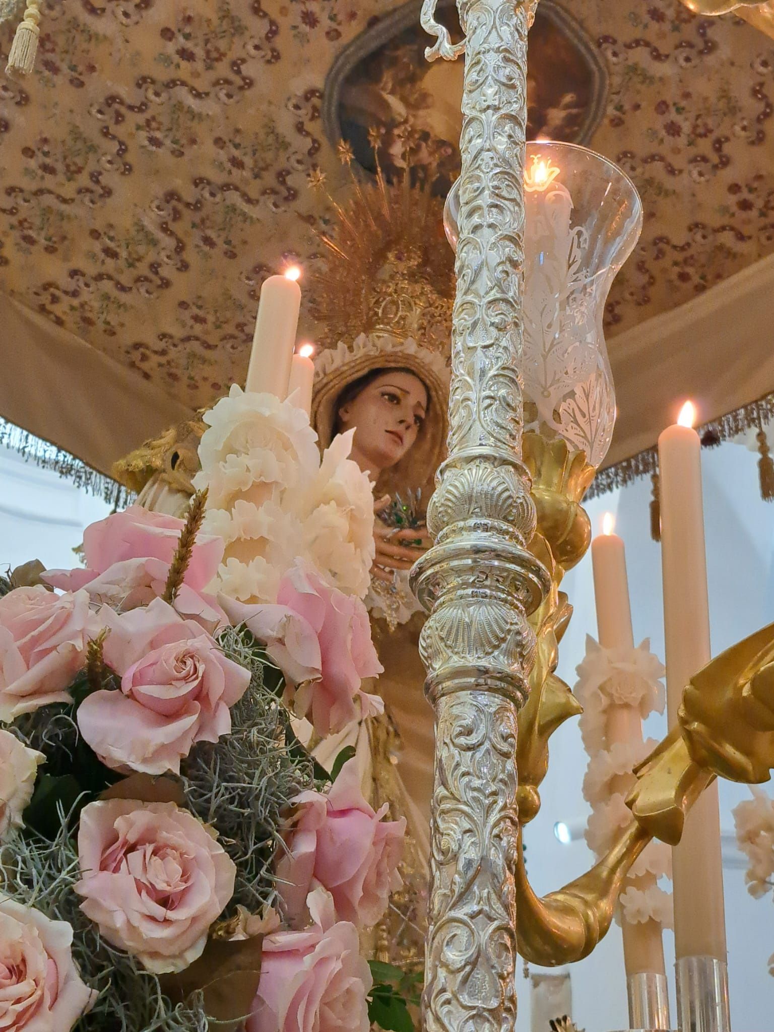 Jerez y la cofradía del Santísimo vibran con la Virgen de la Paz en su histórica procesión extraordinaria