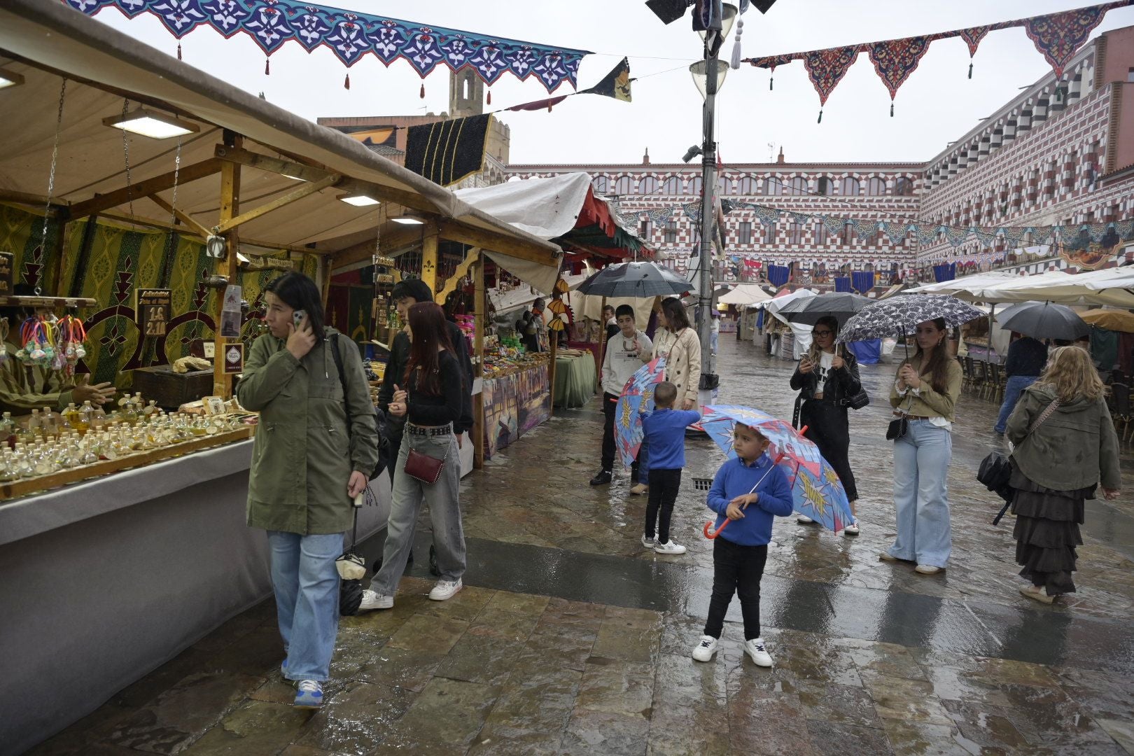 Domingo triste en Al-Mossassa, una fiesta pasada por agua